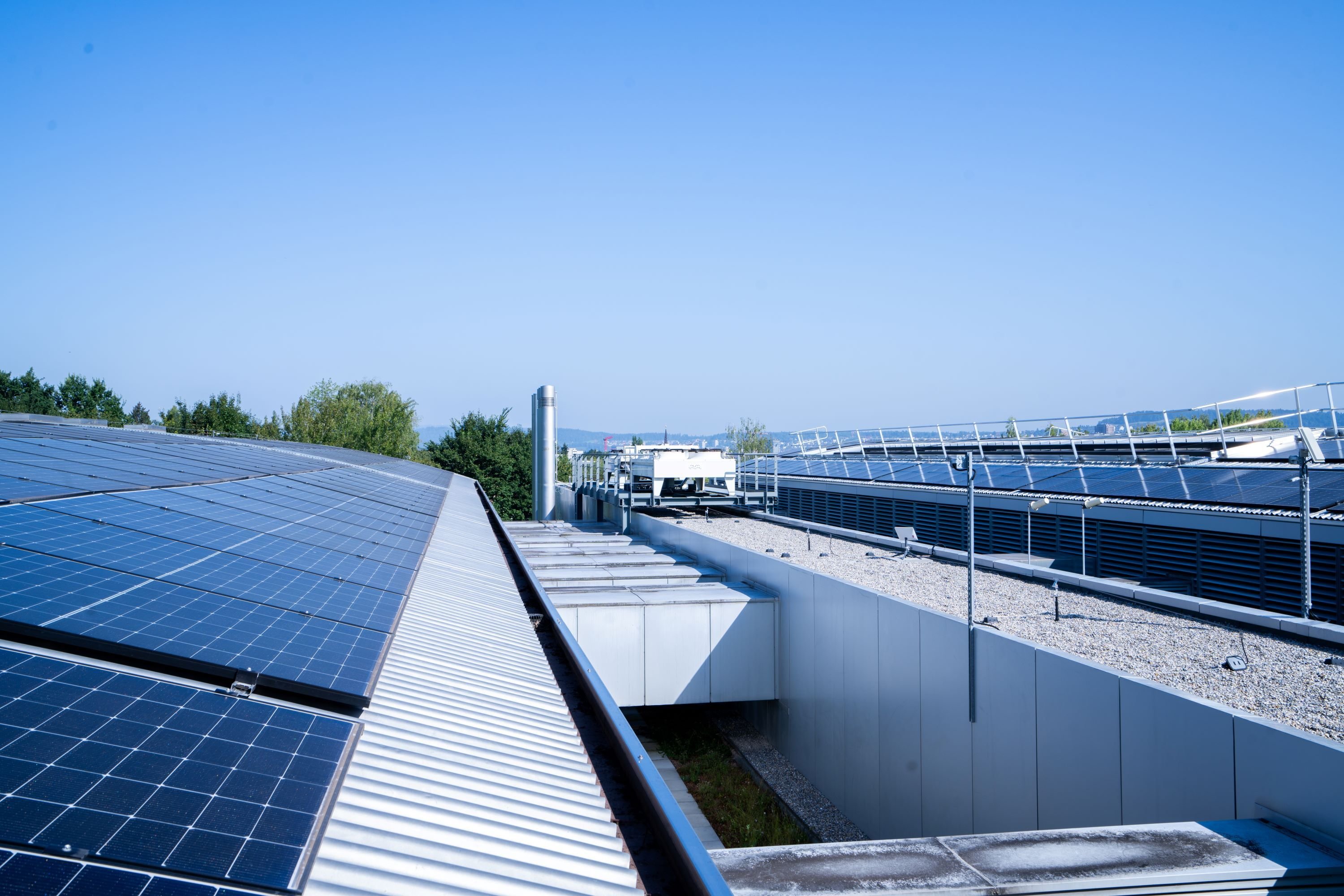 ARV02827 Swisscom Binz PV-Anlage ISS News August 2025 bearbeitet 0009