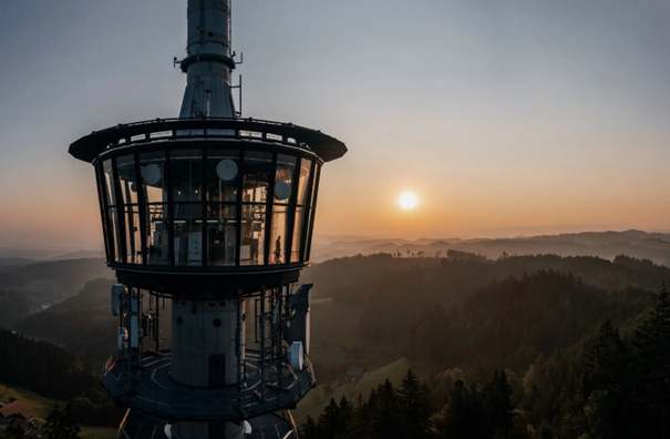 Bild1-Apr-28-2026-05-54-05-6478-AM