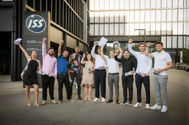 Bild1-Apr-28-2026-11-58-51-4195-AM