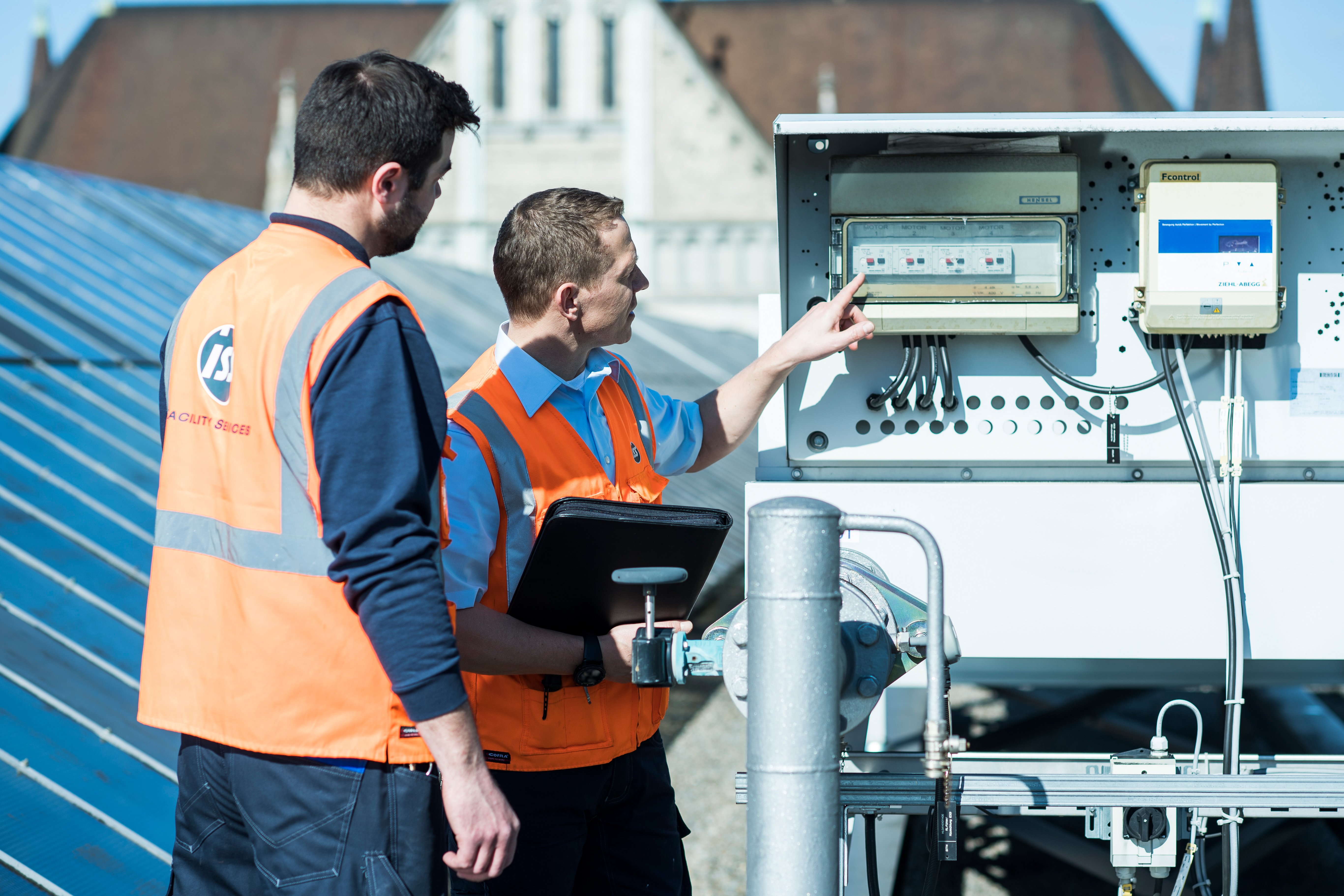 CH_2025_ISS_Industry_Transport_Train