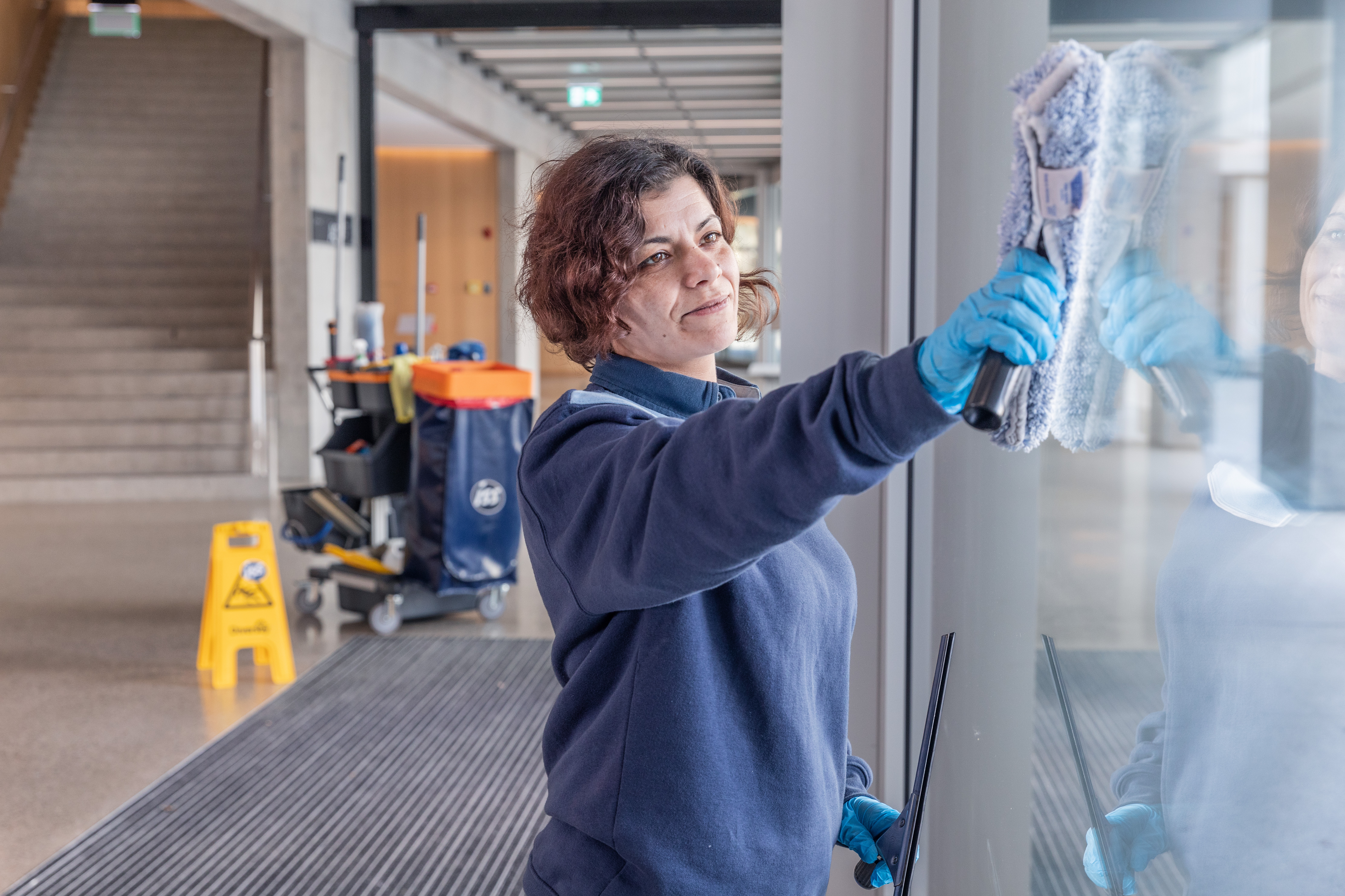 CH_2025_ISS_Services_Cleaning_Stefania