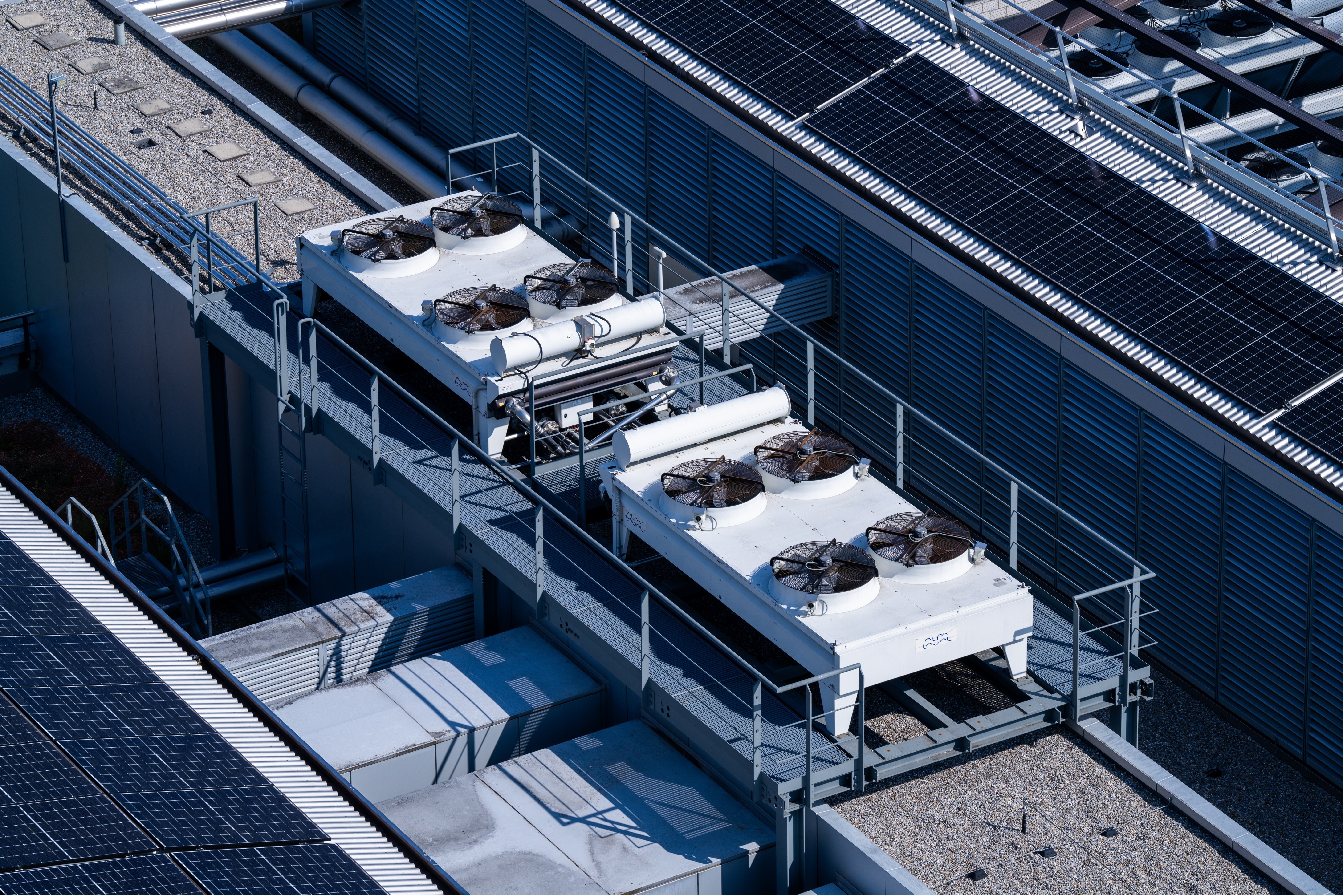 CH_2025_ISS_Services_Energy Management_PV