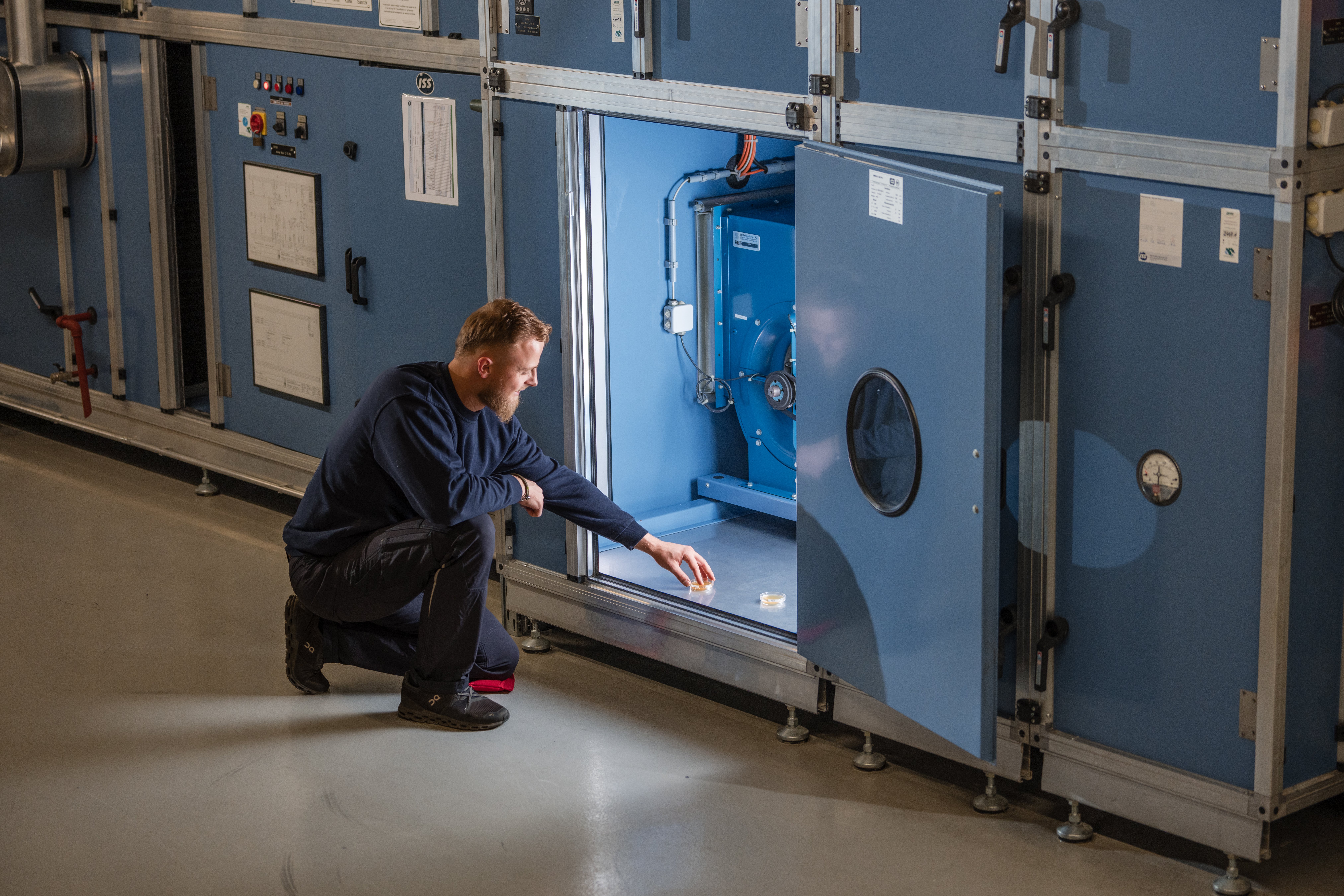 CH_ISS_2025_Technical_HR