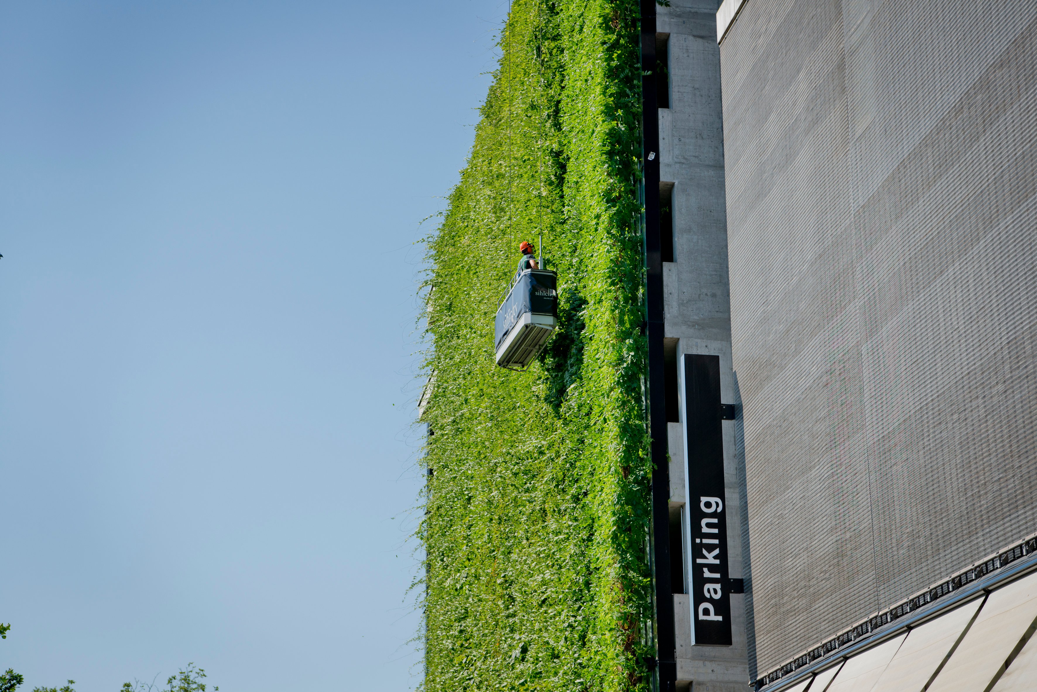 CH_2025_ISS_Services_Green_Sihlcity