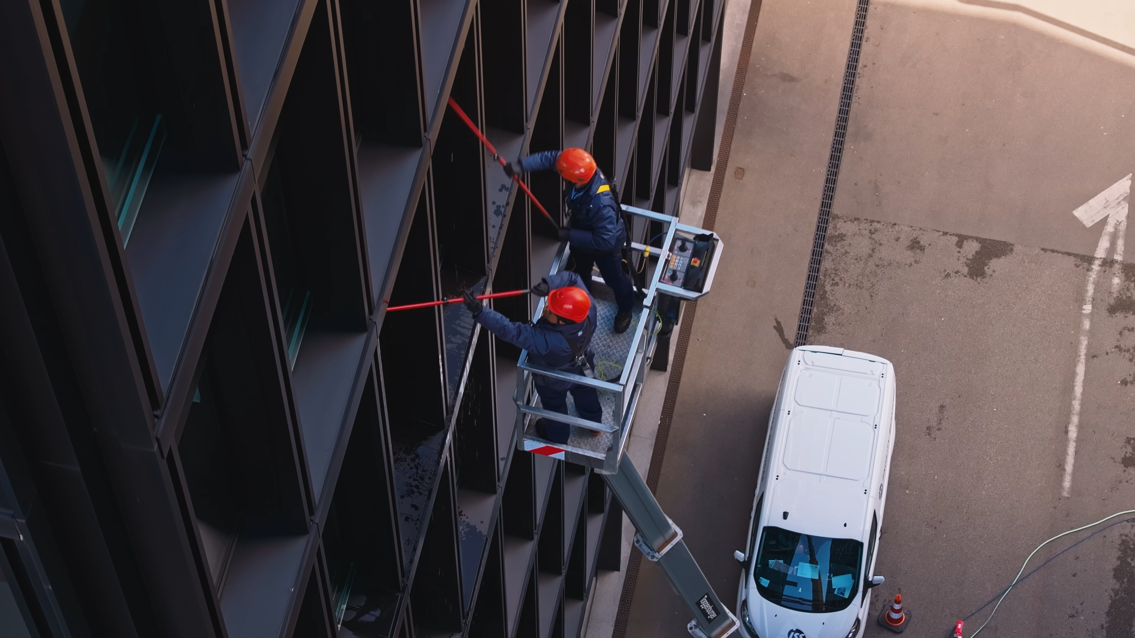 CH_2025_ISS_Services_Fassadenreinigung